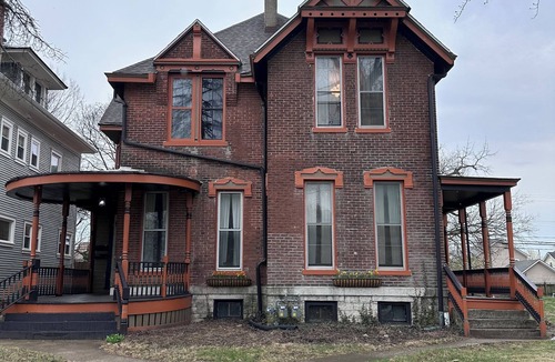Dayton Condo | Gorgeous apt marble bath & kit 2 min from downtown 5 min to Dayton university