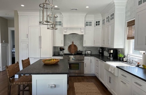 Rumson House | Gorgeous Brand New 4BR in Rumson for Fall, Winter, & Spring!