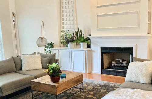Town Center Condo | Gorgeous condo in desirable Columbia Town Center
