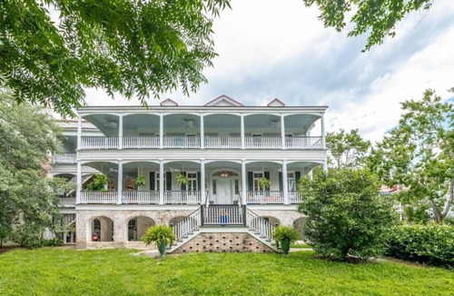Harleston Village Apartment | Gorgeous Historic 1BR Apt in the Heart of DT Chs