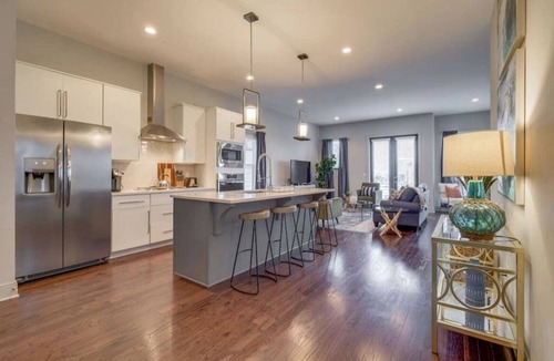 Edgehill House | Gorgeous Nashville Home, 2miles to Lower Broadway