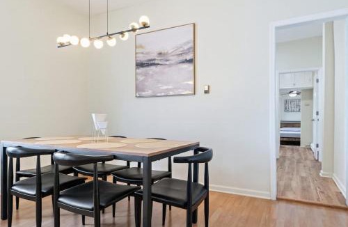 North Bergen Apartment | Group Retreat 15Min to NYC MetLife Mall FREE Parking