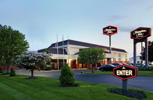 Austinburg Hotel | Hampton Inn Ashtabula