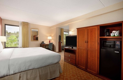 York Hotel | Hampton Inn by Hilton York