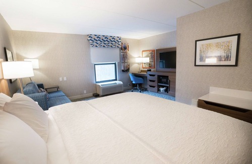 Clarks Summit Hotel | Hampton Inn Clarks Summit