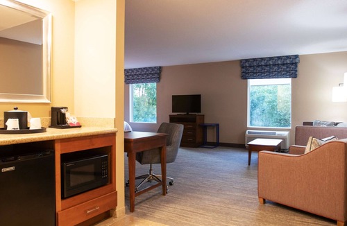 Bellamy Hotel | Hampton Inn Gloucester