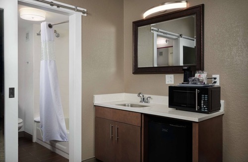 Hanover Hotel | Hampton Inn Hanover