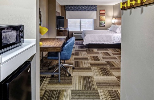 Lawson Heights Hotel | Hampton Inn Latrobe
