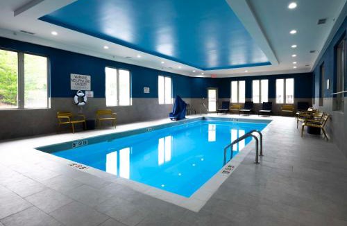 Norton Hotel | Hampton Inn Norton, Va