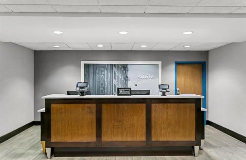 Rolling Road Farms Hotel | Hampton Inn & Suites Baltimore/Woodlawn