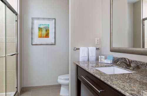 North Wales Hotel | Hampton Inn & Suites Philadelphia Montgomeryville