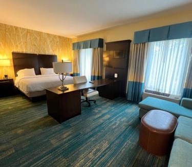 Stroudsburg Hotel | Hampton Inn & Suites Stroudsburg Bartonsville Poconos