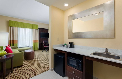 Williamsport Hotel | Hampton Inn & Suites Williamsport-Faxon Exit