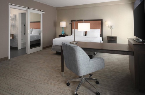 Northeast Yonkers Hotel | Hampton Inn & Suites Yonkers - Westchester