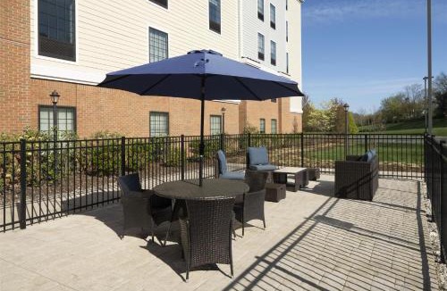 Northeast Yonkers Hotel | Hampton Inn & Suites Yonkers - Westchester