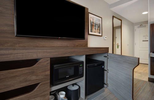 Northwest Yonkers Hotel | Hampton Inn & Suites Yonkers