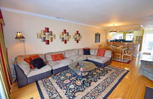 Ocean City House | Harbour Island 46G-Baywater 14th St, Free WiFi, Pool, W/D, AC