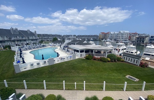 Ocean City House | Harbour Island 46G-Baywater 14th St, Free WiFi, Pool, W/D, AC