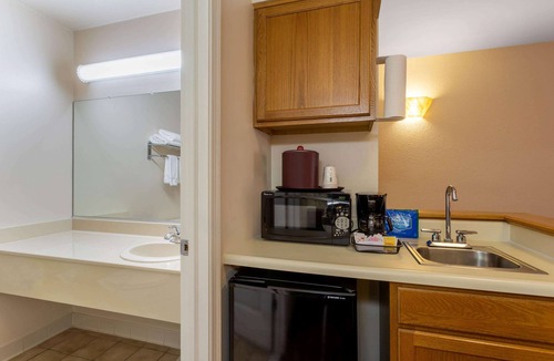 Fogelsville Hotel | Hawthorn Suites by Wyndham Allentown-Fogelsville