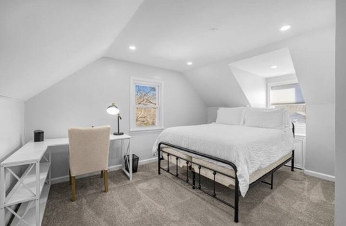 Wilmington House | Heart of Delaware Cozy Home Away