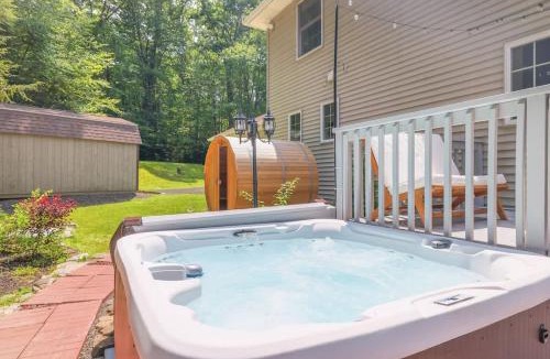 Stroudsburg House | Heated Private Pool Hot Tub Game Room Sauna