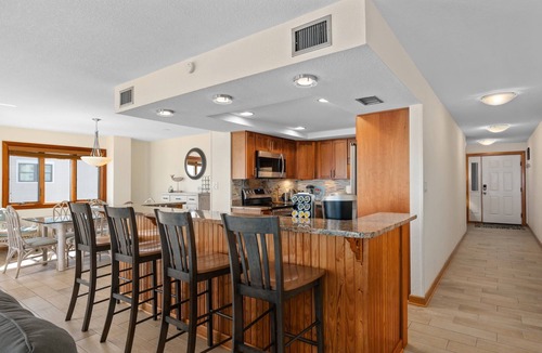 Nags Head Condo | Heron Cove 201S-Oceanfront condo, community pool, building elevator, near beach!