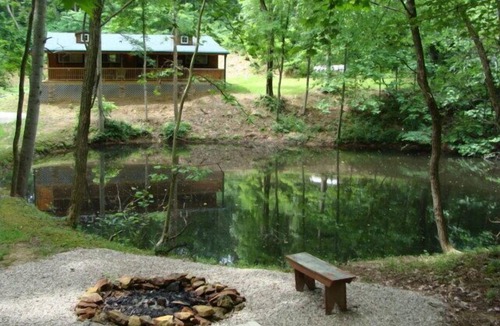 Rockbridge Cabin | Hickory Grove Cabin On 8 Acres With Private Fishing Pond.