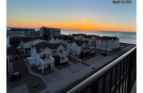 North Wildwood Condo | Hidden Gem! Breathtaking Ocean/Inlet view with heated pool & Wi-Fi