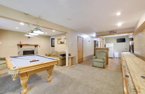 Briar Crest Woods House | Hidden Haven by AvantStay Hot Tub Game Room Deck Fire Pit