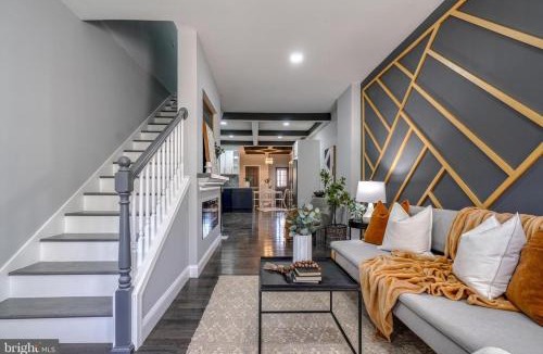 Downtown Baltimore Apartment | High level Where Sophistication meets Elegance