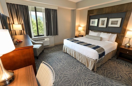 Fairfield Cabin | Highland King | Cozy Stay Near Ski Lifts