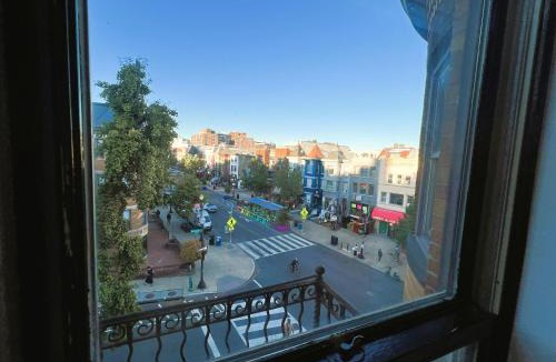 Adams Morgan Hotel | HighRoad Washington DC