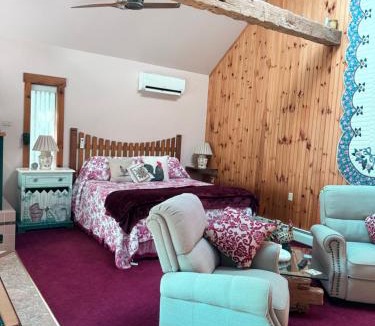 Salunga Bed & Breakfast | HIllside Farm B & B