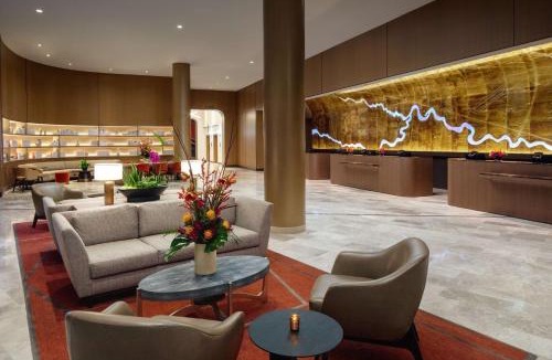 Arena District Hotel | Hilton Columbus Downtown