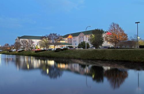 Greenbrier East Hotel | Hilton Garden Inn Chesapeake Greenbrier