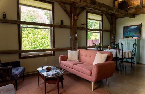 Bloomington Apartment | Historic Converted Barn Loft at Sobremesa Farm
