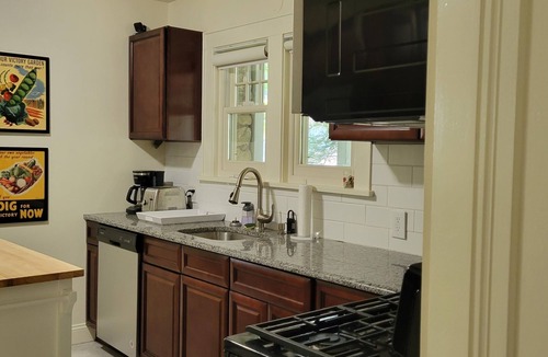 Highland Falls House | Historic home at West Point on Main Street. 1 mile from Thayer Gate!
