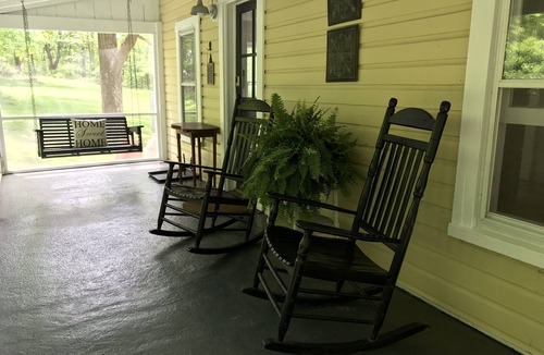 Bluemont House | Historic Mountain Cottage at Blue Ridge Overlook