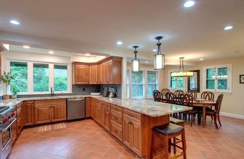 Moravia House | Historic Samuel Hopkins Adams 6bd/4 bath- Level lakefront Home sleeps 14!