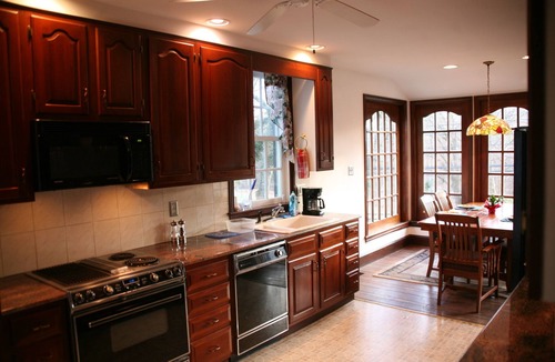 Chester Springs House | Historic Village Retreat Convienient To Everything
