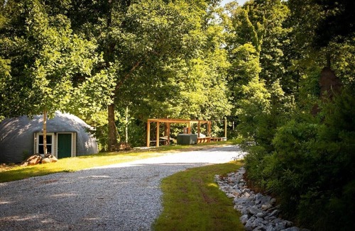 Slater House | Hobbit Hideaway - Do Something Different!