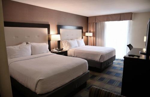 Fairlawn Hotel | Holiday Inn Akron-West by IHG