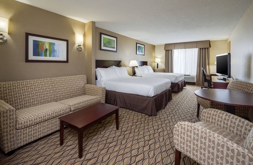 Charles Town Hotel | Holiday Inn Express Charles Town by IHG