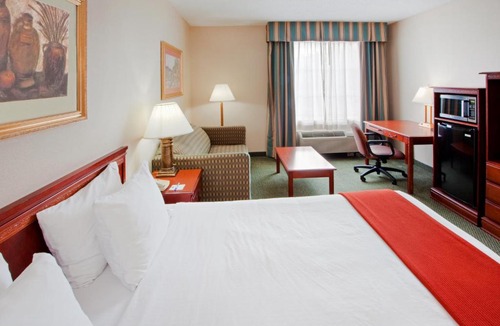 Hanover Hotel | Holiday Inn Express Hanover by IHG