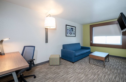 Leadsville Hotel | Holiday Inn Express Hotel & Suites ELKINS by IHG