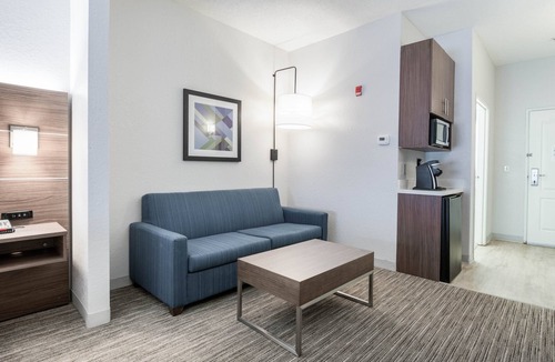 Jasper Hotel | Holiday Inn Express Hotel & Suites Jasper by IHG