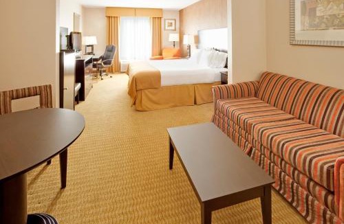 Lebanon Hotel | Holiday Inn Express Hotel & Suites Lebanon by IHG