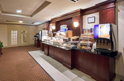 Drums Hotel | Holiday Inn Express Hotel & Suites Drums-Hazelton by IHG