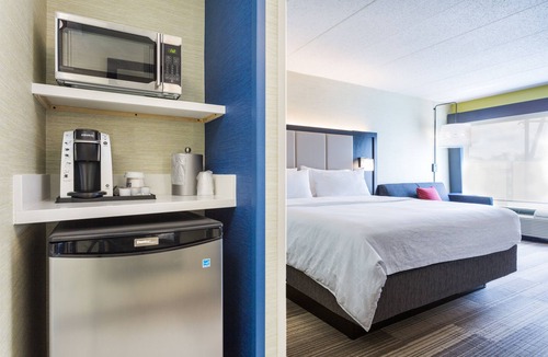 Lorton Hotel | Holiday Inn Express Lorton by IHG