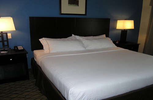 Pricedale Hotel | Holiday Inn Express & Suites Belle Vernon by IHG